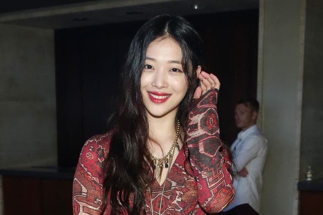 K-pop star and actor Sulli, formerly of the band f(x), pictured at an event in 2016