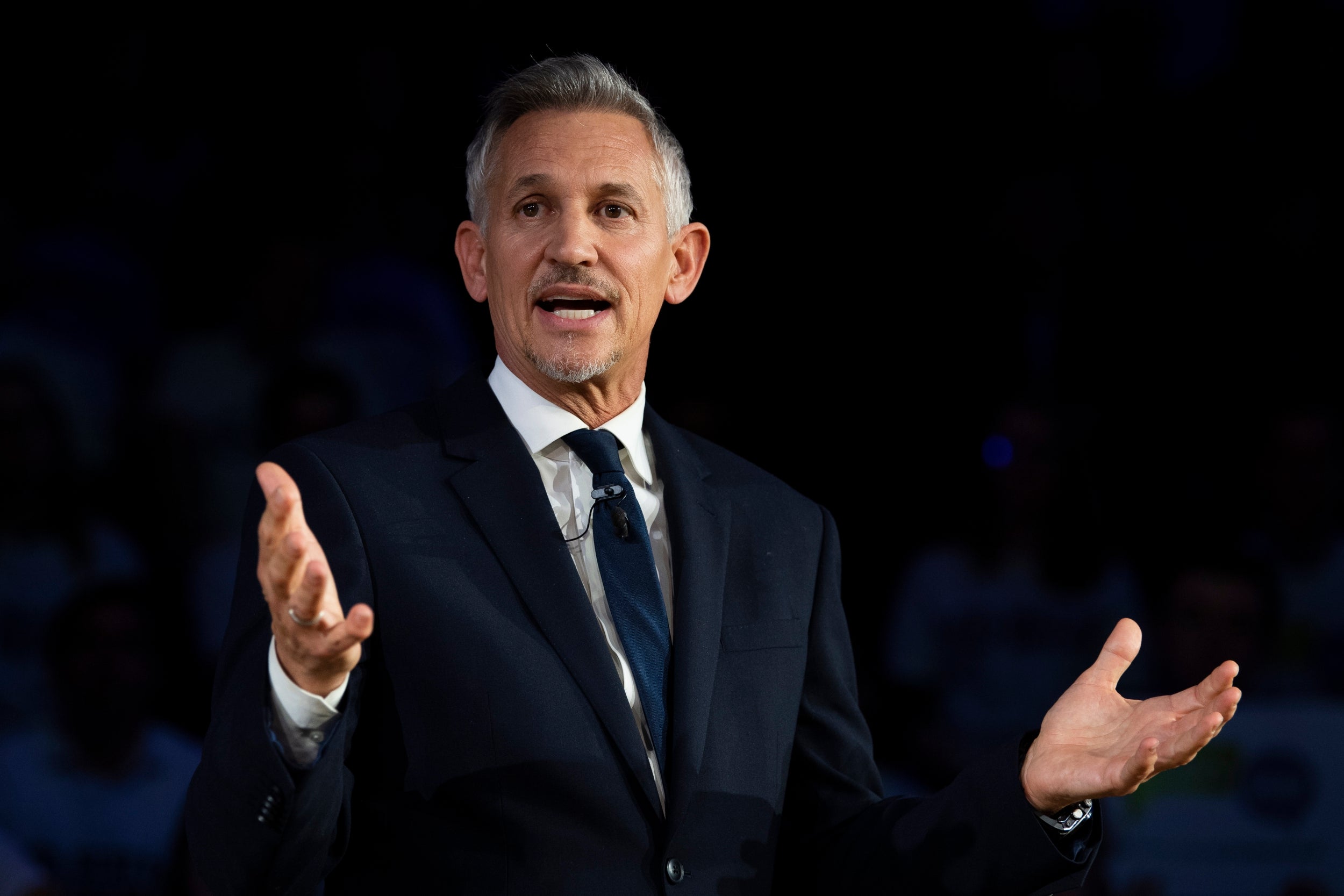 Gary Lineker has suggested the TV licence fee becomes a voluntary payment