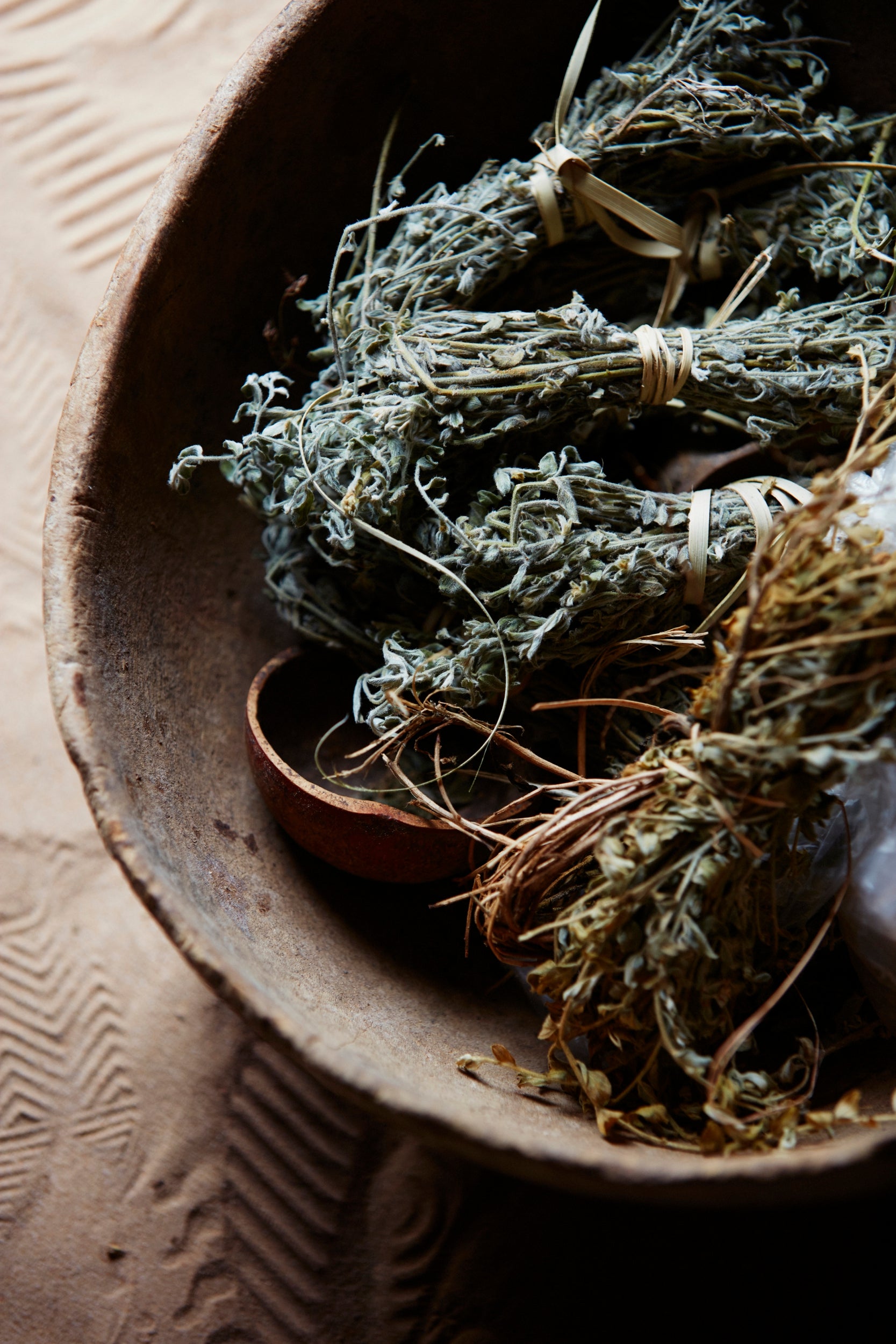 “When we had enough we ate three times per day, but during the shortage we only had one meal a day. The children were always following us, crying because of their hunger but we had nothing to feed them,” said Aissa.
“But the Niger Red Cross brought us a cash grant. We bought millet and some rice, and with that we chased the hunger away.”