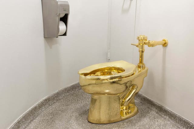 Police on hunt for golden toilet thieves after loo stolen from Blenheim Palace