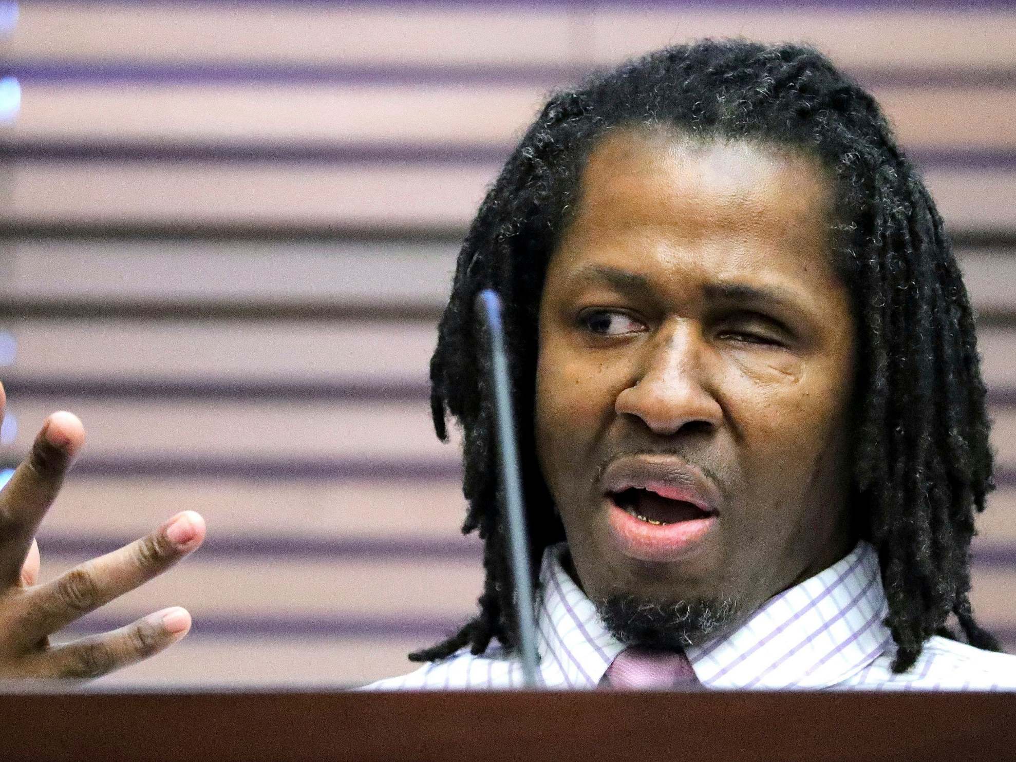 Markeith Loyd testifies on his own behalf in his murder trial at Orange Circuit Court, in Orlando, Florida, 14 October 2019.