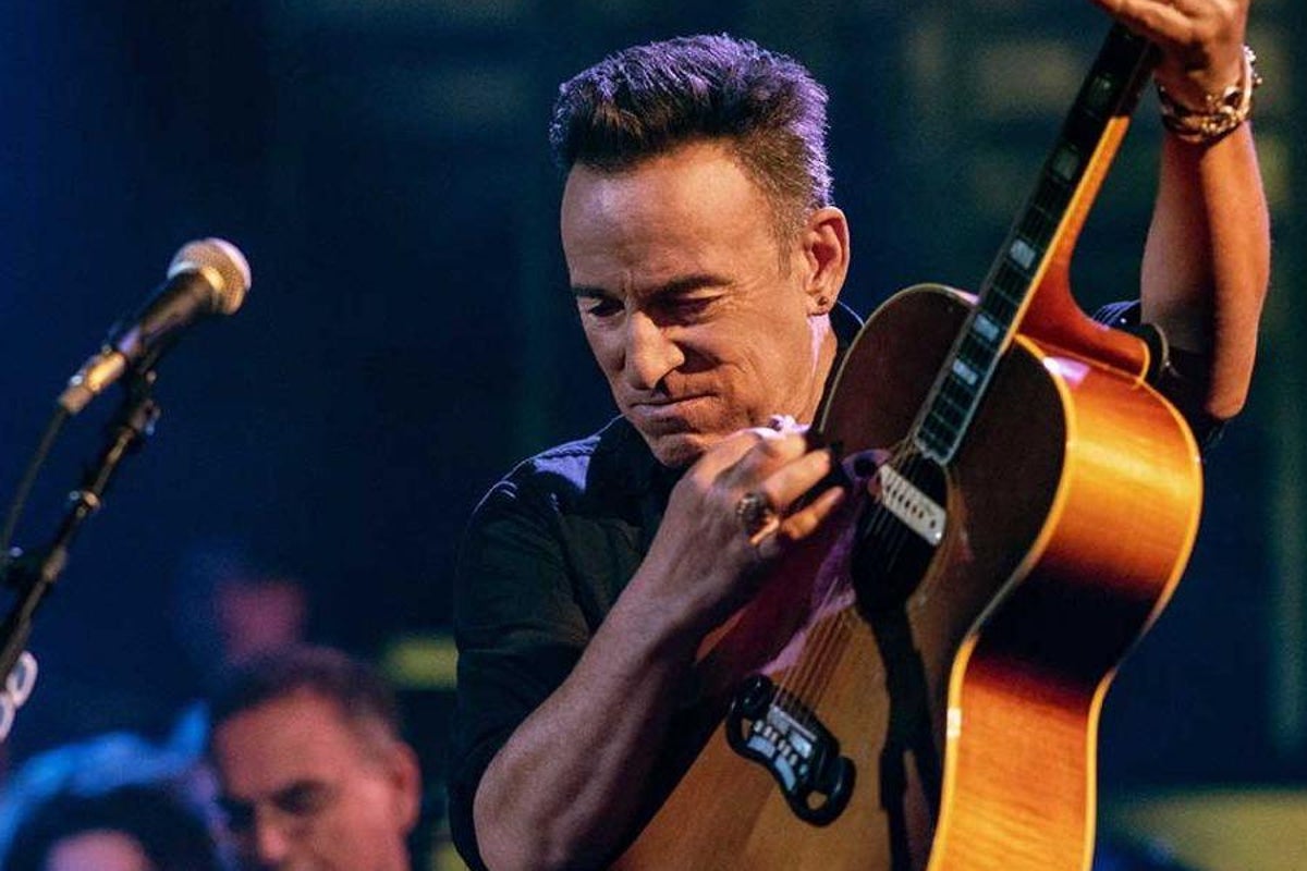 Western Stars: Bruce Springsteen performs with orchestra in exclusive ...