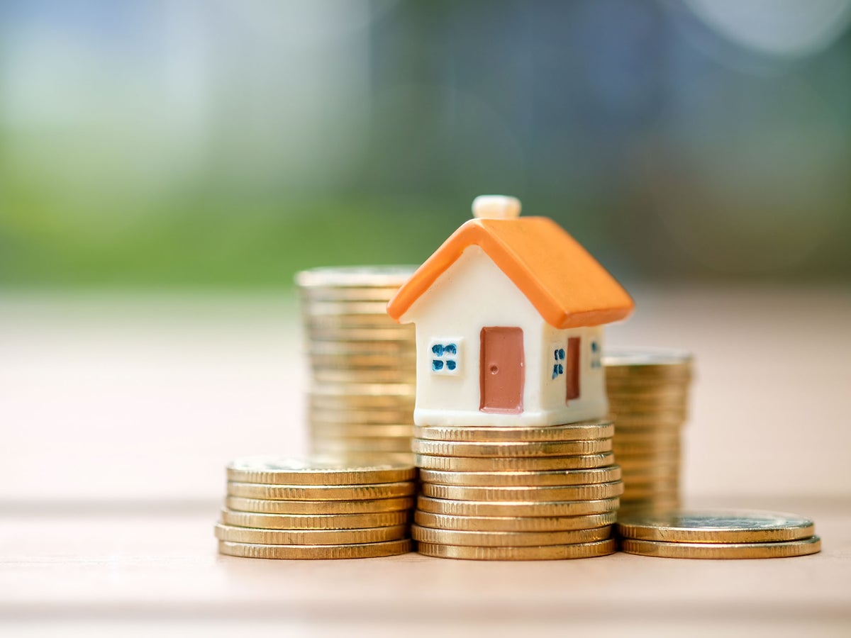 It's not just millennials facing a housing crisis… older renters are  suffering too | The Independent | The Independent