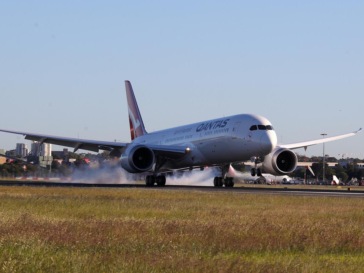 Ultra-long haul: Qantas completes test of longest non-stop flight from New York to Sydney