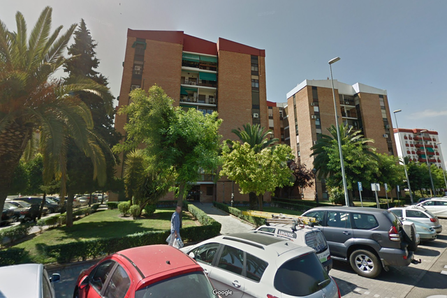The incident took place in an apartment building on Periodista Quesada Chacon street, Cordoba