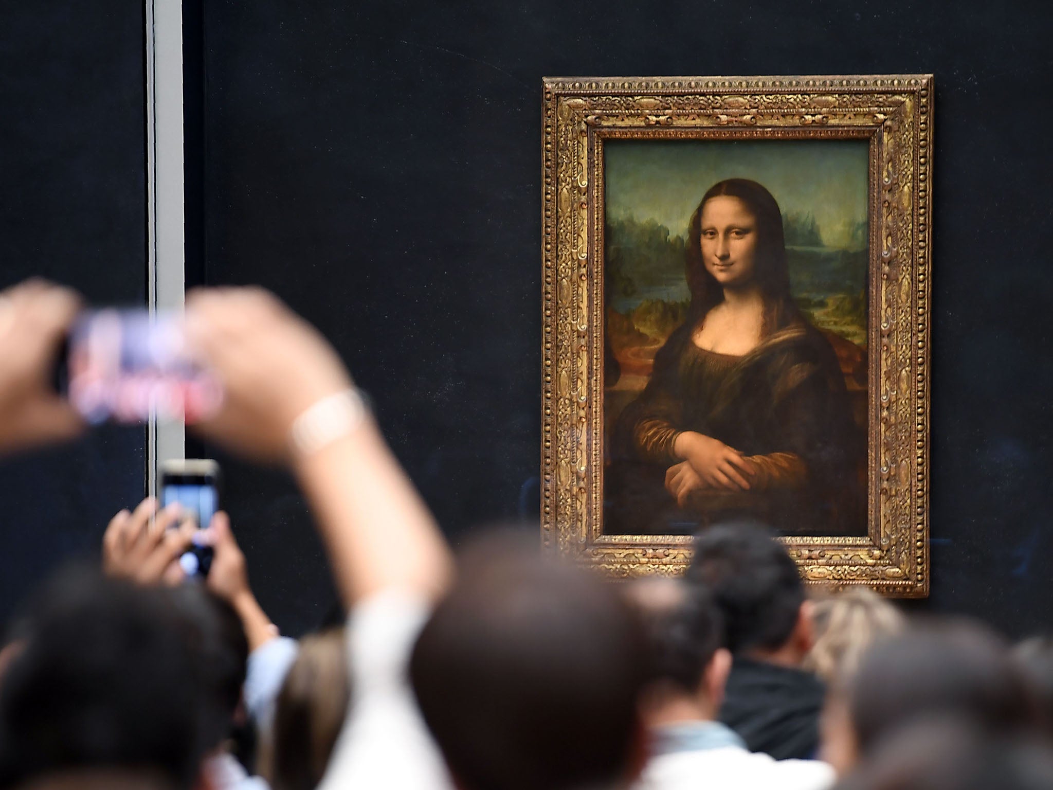 The Mona Lisa in virtual reality in your own home