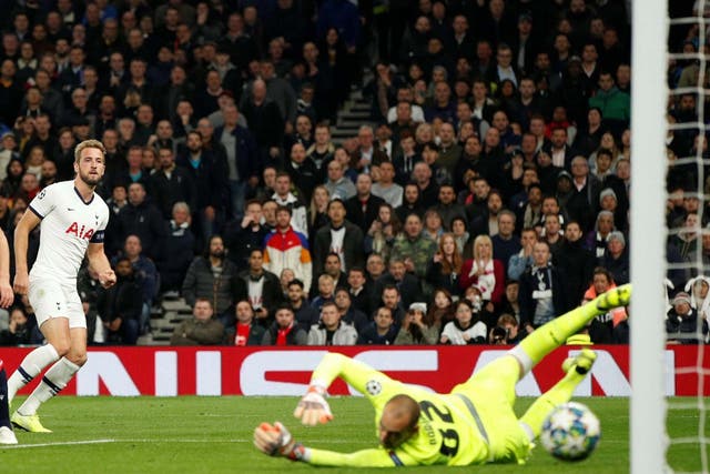 Harry Kane fires in Tottenham's fifth and final goal