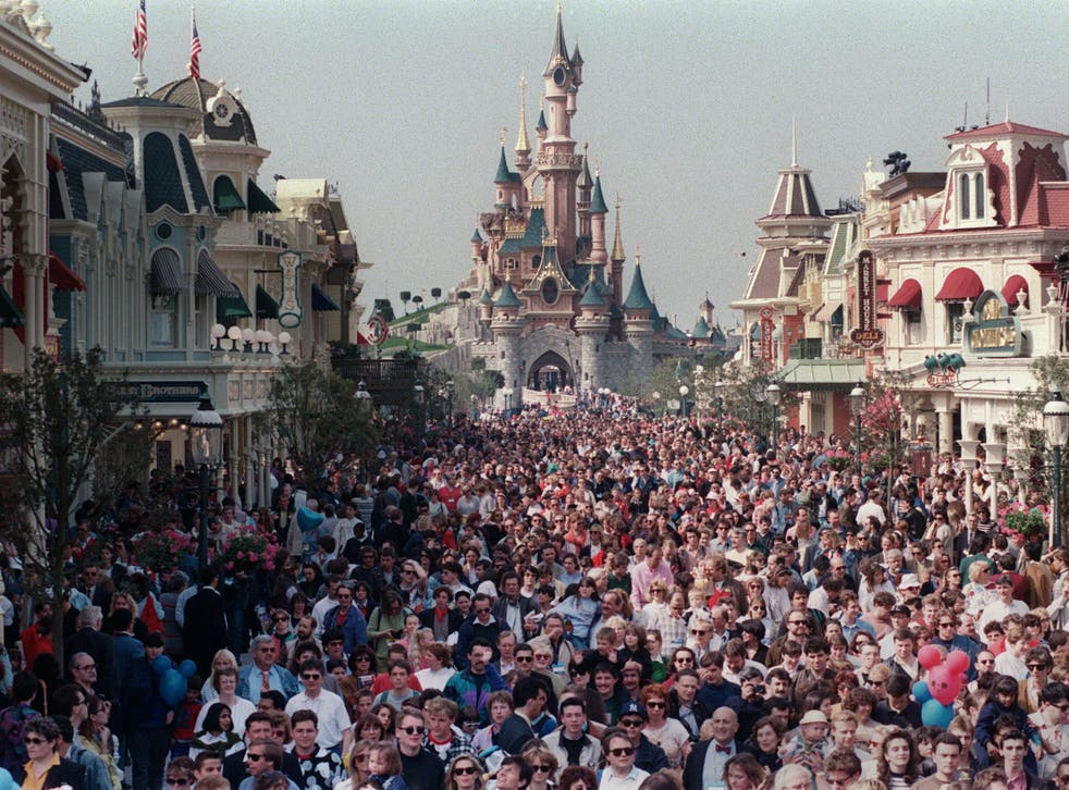 Hundreds of Disneyland visitors may have been exposed to the measles virus