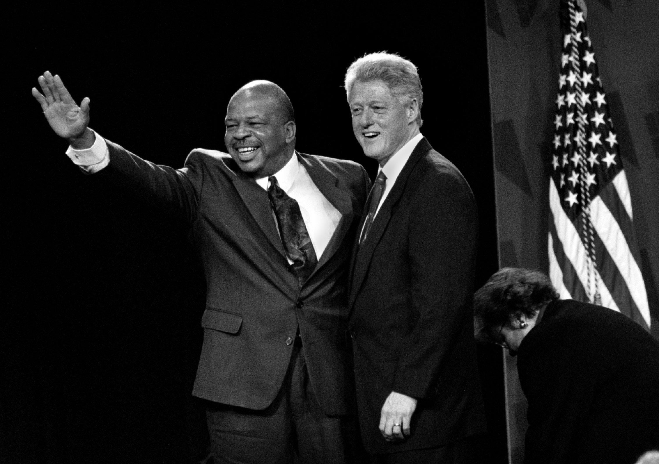 &#13;
Bill Clinton and Elijah Cummings in Baltimore in 1998 &#13;