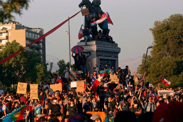 The United Nations has said it will send a team to Chile to investigate allegations of human rights abuses against protesters