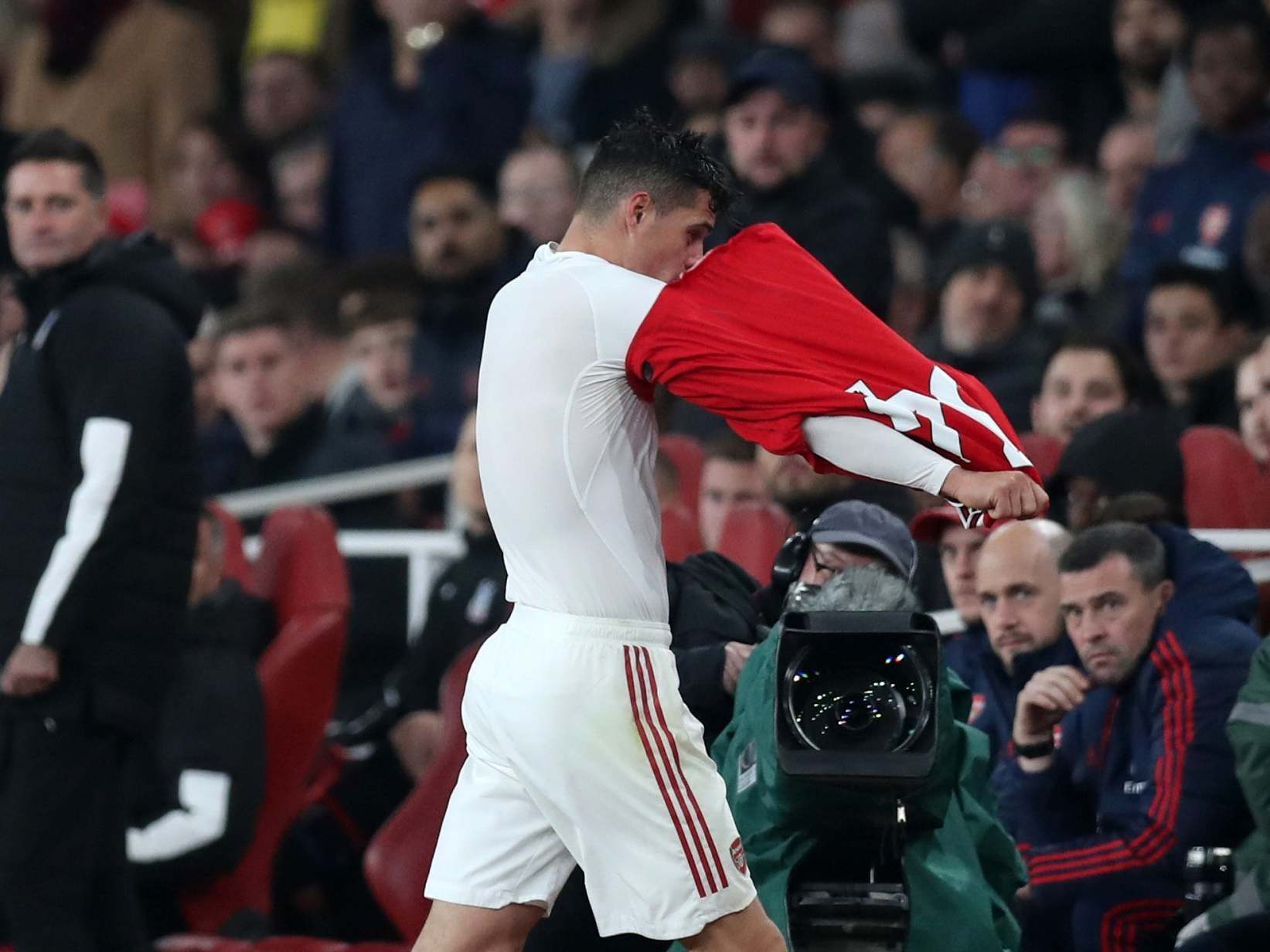 Xhaka storms down the tunnel after being booed by Arsenal fans