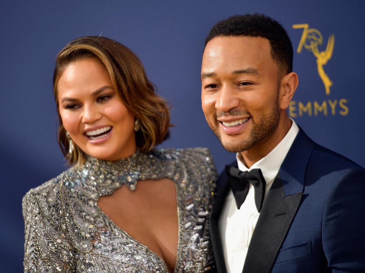 Chrissy Teigen announces pregnancy in John Legend's new music video