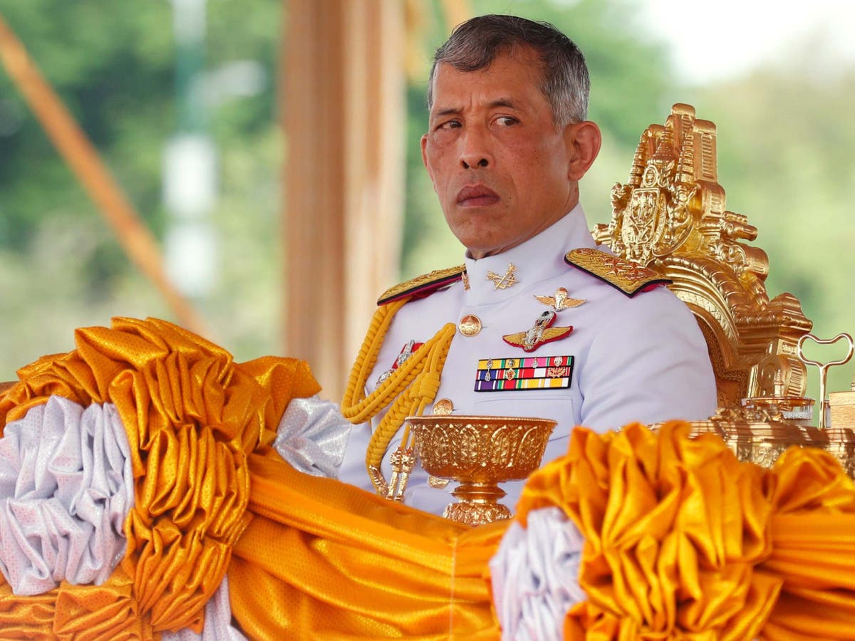 Thai king self-isolates in luxury hotel with harem of 20 women amid coronavirus pandemic