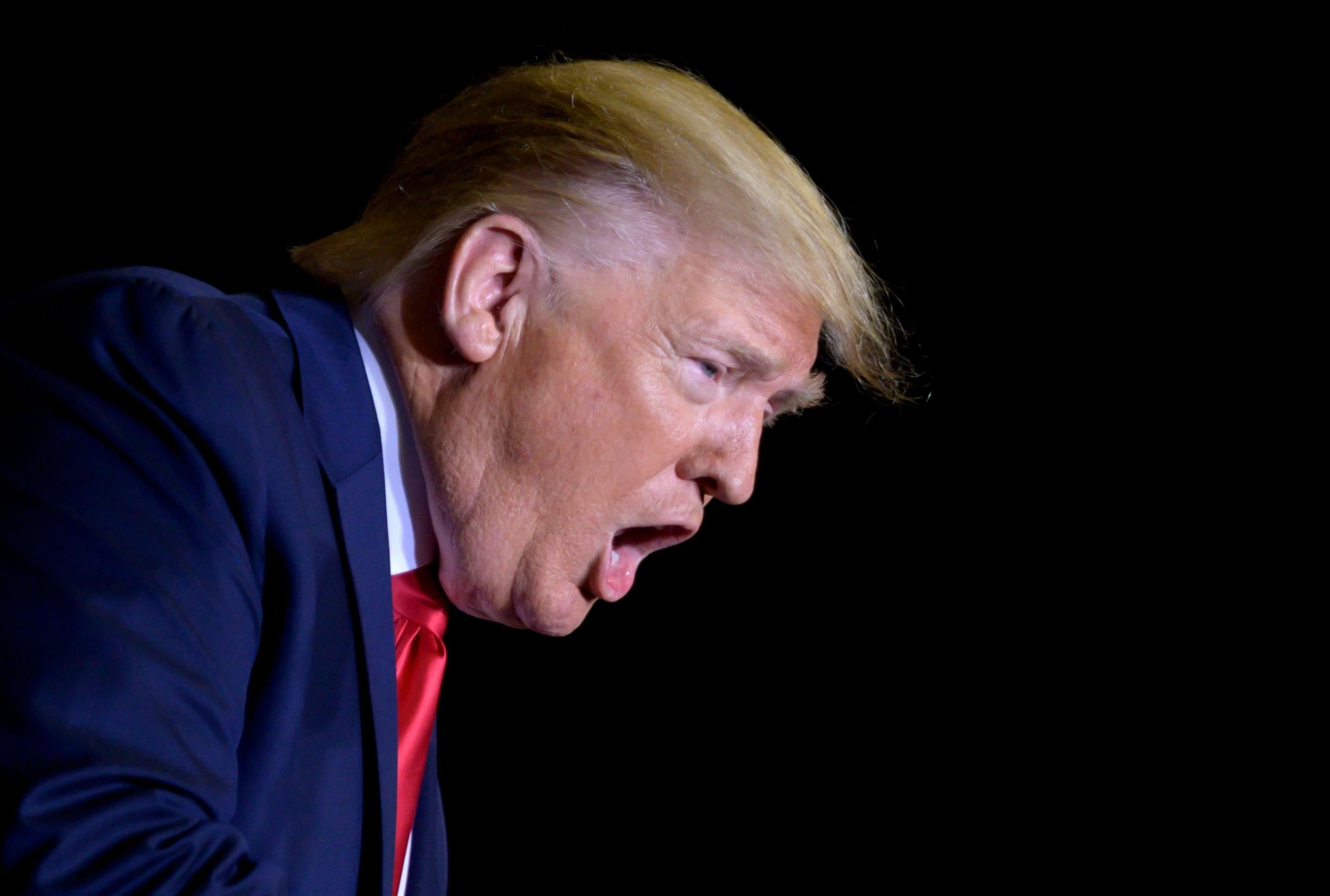 Trump boasts of beating &apos;Barack Hussein Obama dynasty&apos;: &apos;The only time I saw work hard was when he was trying to beat me&apos;