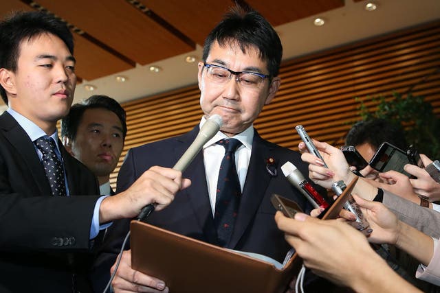 Justice minister Katsuyuki Kawai stepped down after giving a gift of potaoes to constituents