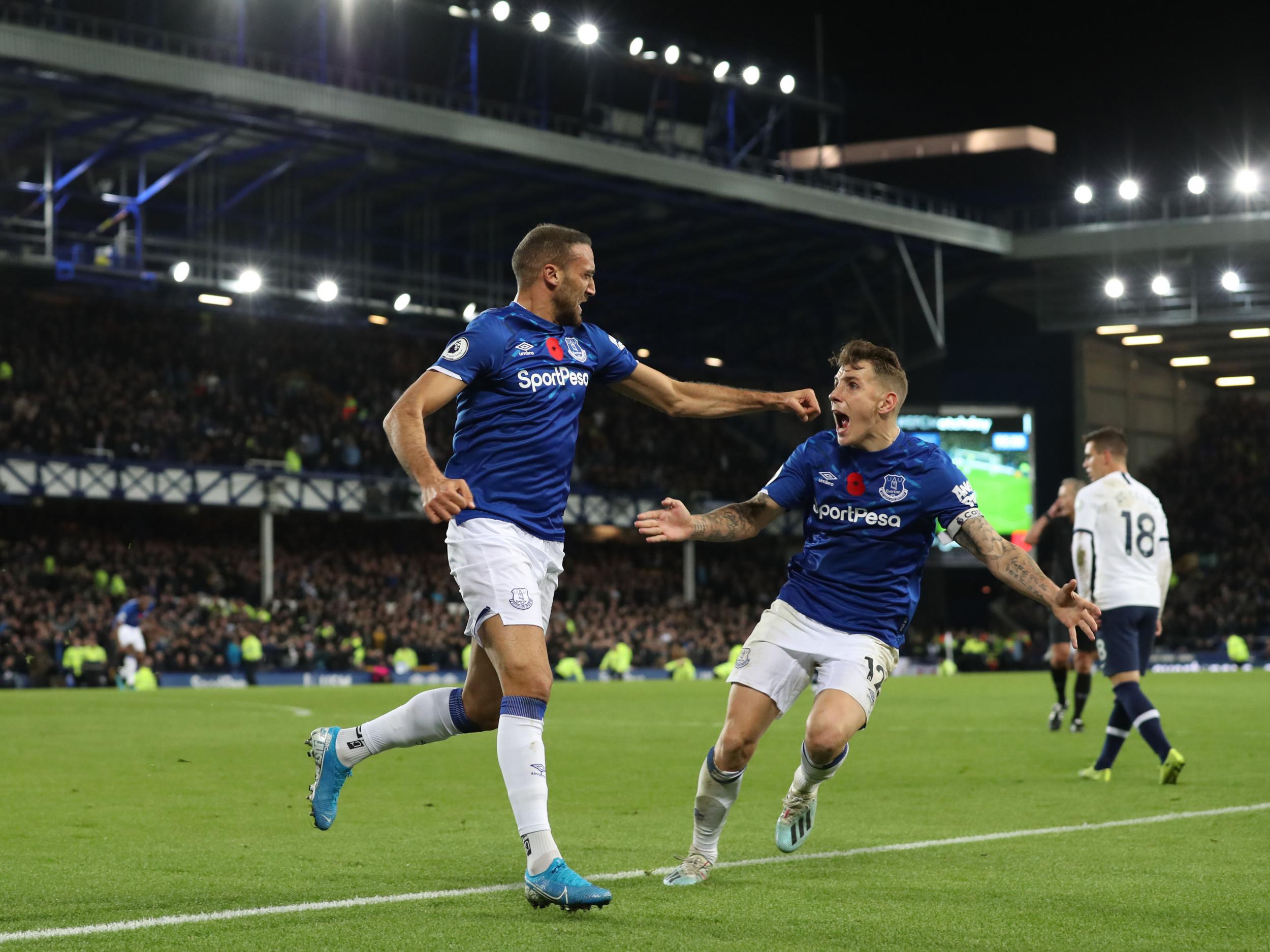 Cenk Tosun's late header secured Everton a point