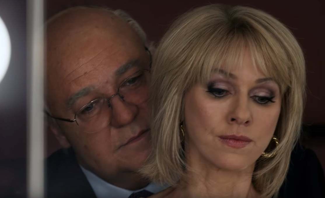 Russell Crowe as Roger Ailes and Naomi Watts as Gretchen Carlson in the recent TV series ‘The Loudest Voice’