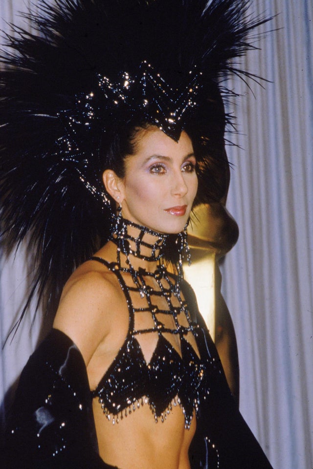 Cher Says She Wore 1986 Oscars Gown To Hit Back At The Academy For Not Taking Her Seriously The Independent The Independent