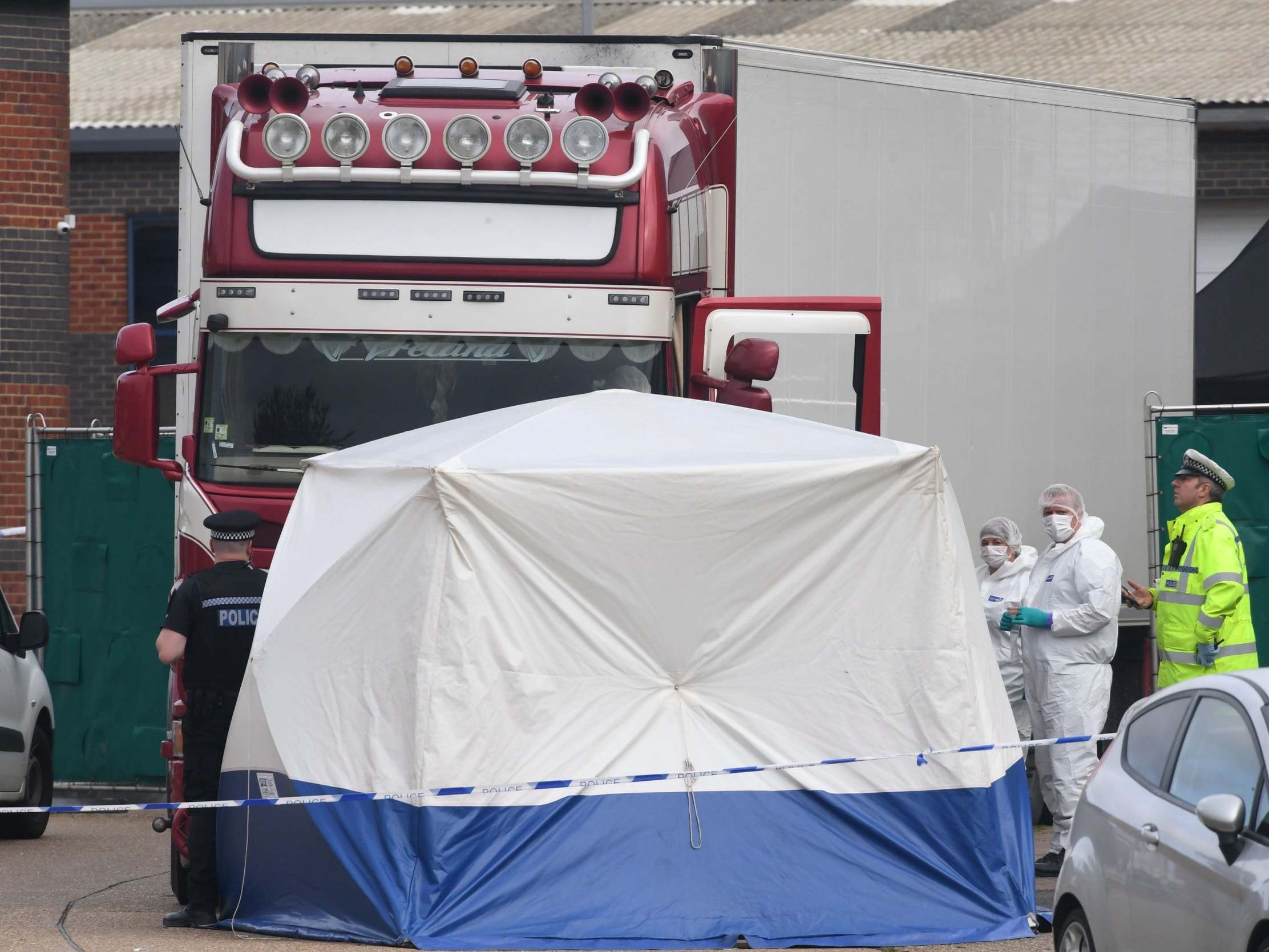 Flipboard: Essex lorry deaths: All 39 victims confirmed as Vietnamese ...