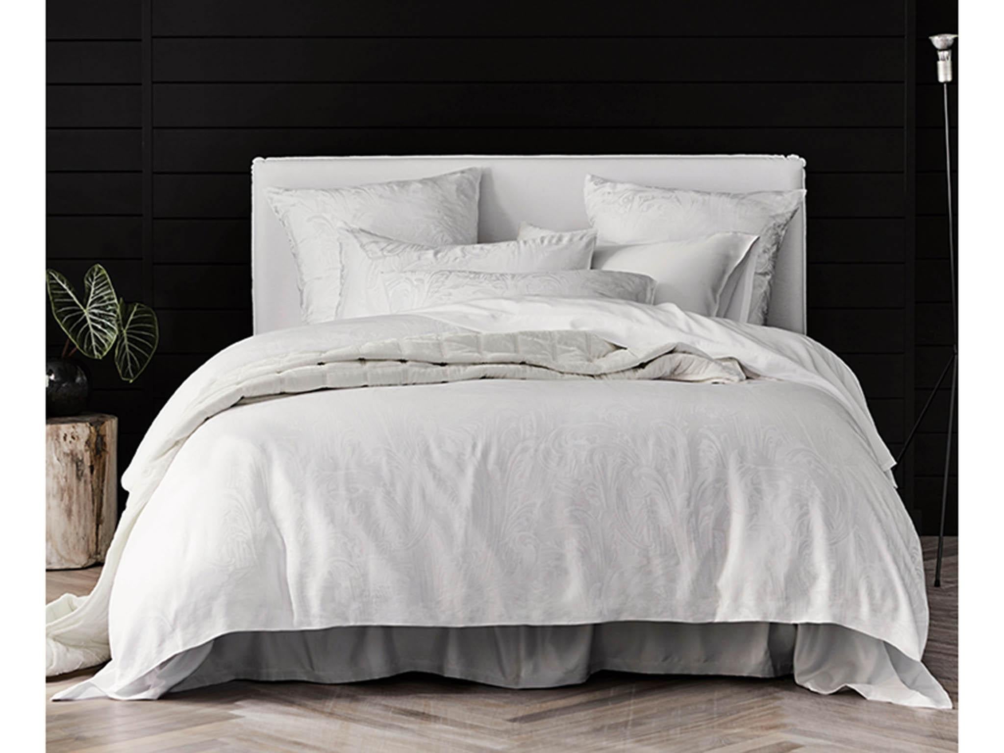 Best winter bedding sets that keep you warm and cosy