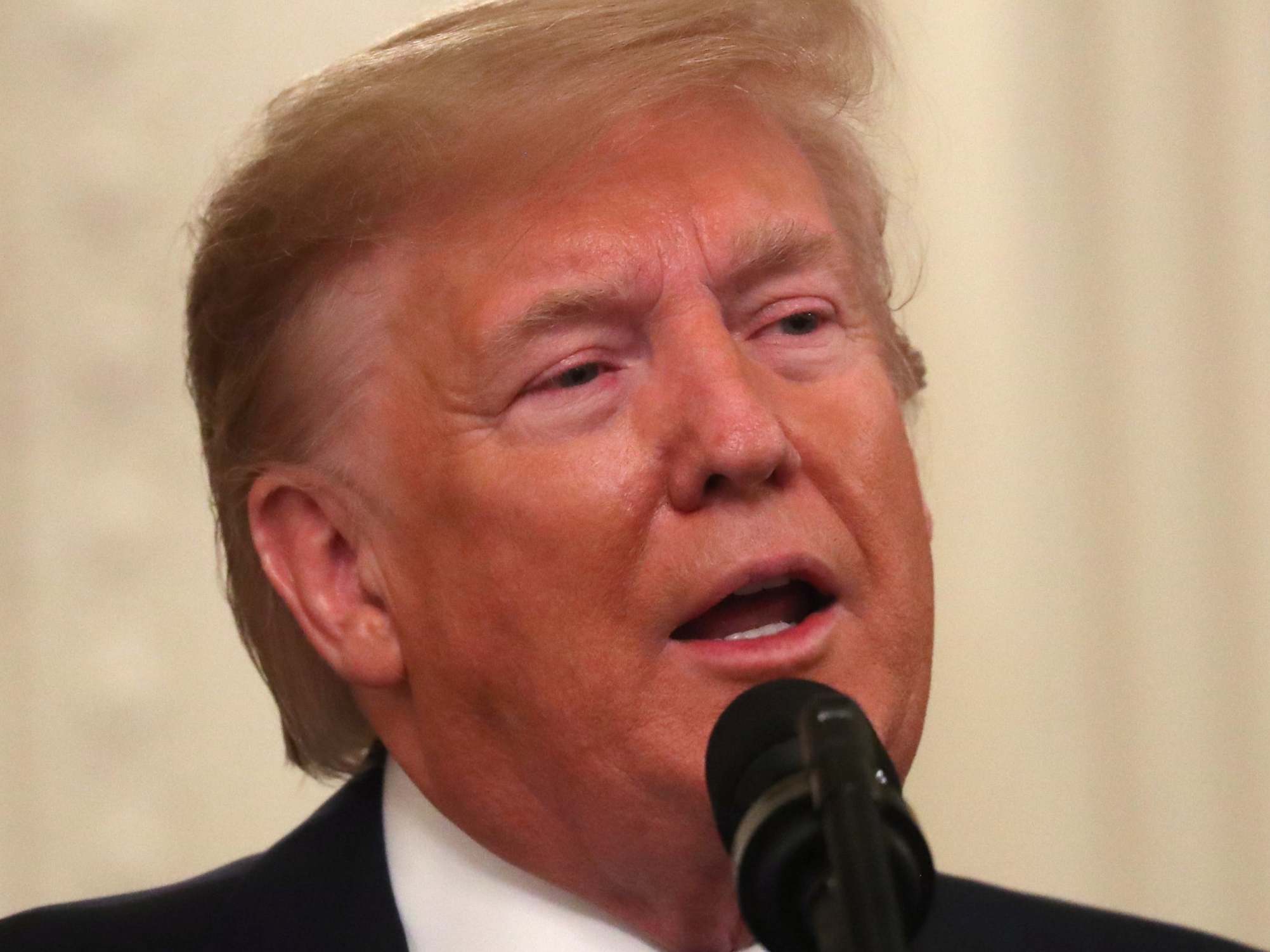 Senior advisers reportedly considered resigning en masse last year