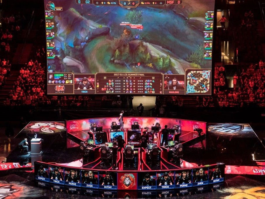 G2 Esports compete against Misfits Gaming in final of the ‘LCS‘, the first European division of League of Legends, at the AccorHotels Arena in Paris on 3 September, 2017