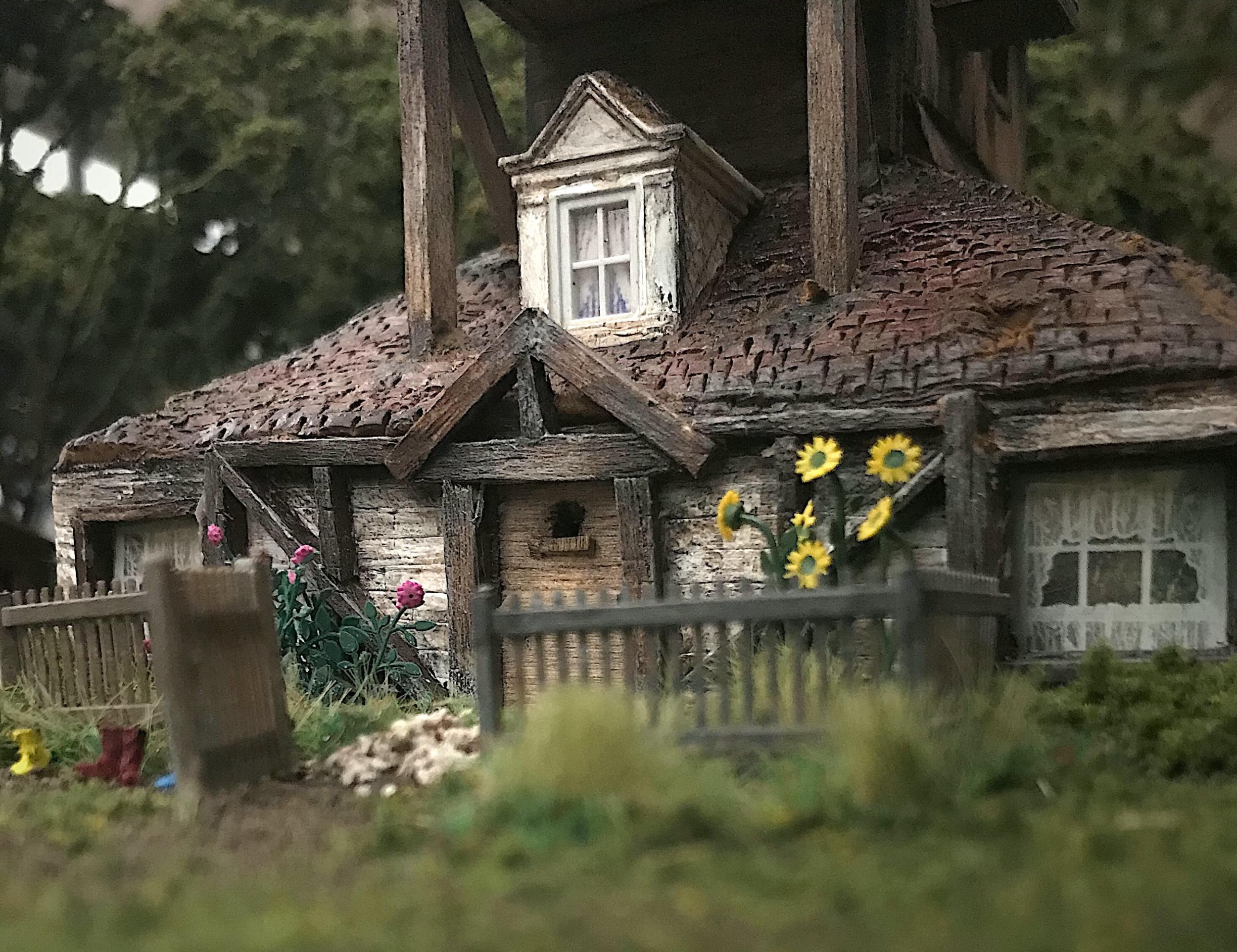 Father creates miniature-scale version of Harry Potter world in living room, The Independent