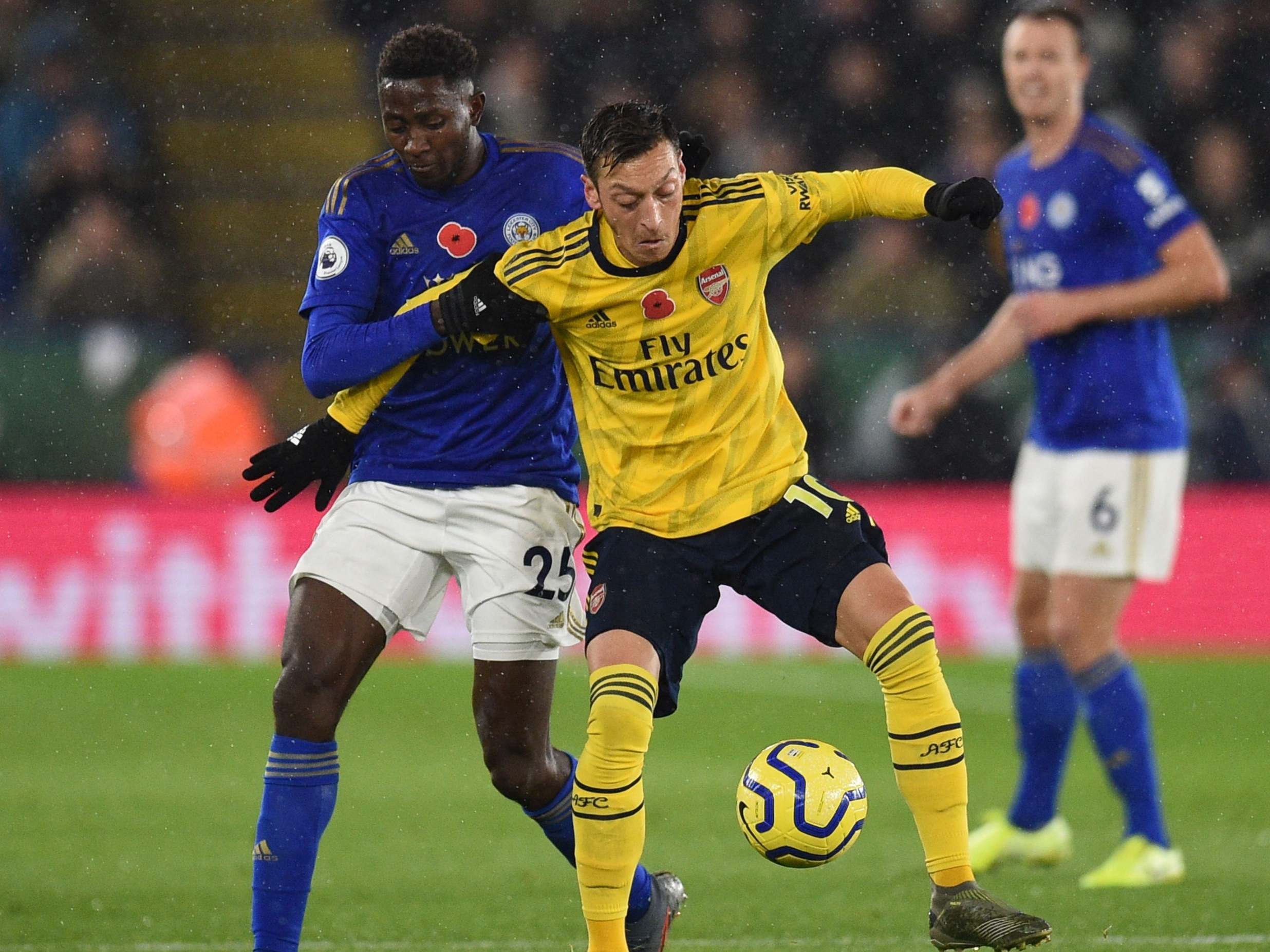 Leicester City vs Arsenal LIVE: Latest score and updates | The Independent