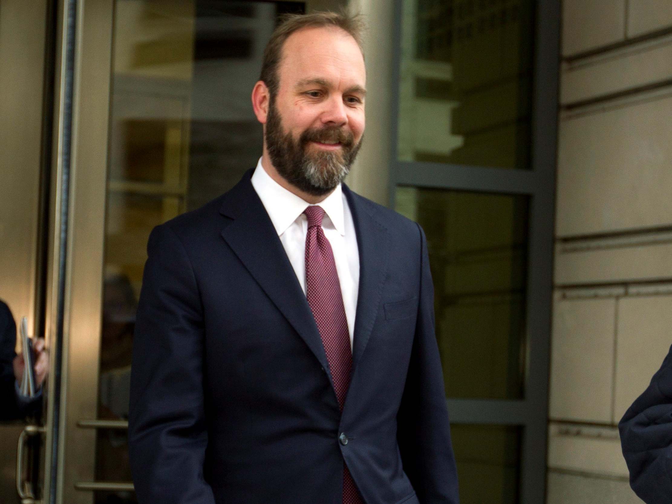Rick Gates leaves a federal court in Washington in 2018