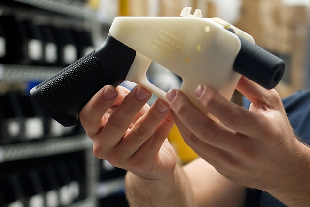 The blueprints for 3D printed guns may not be published online, a US district judge has ruled