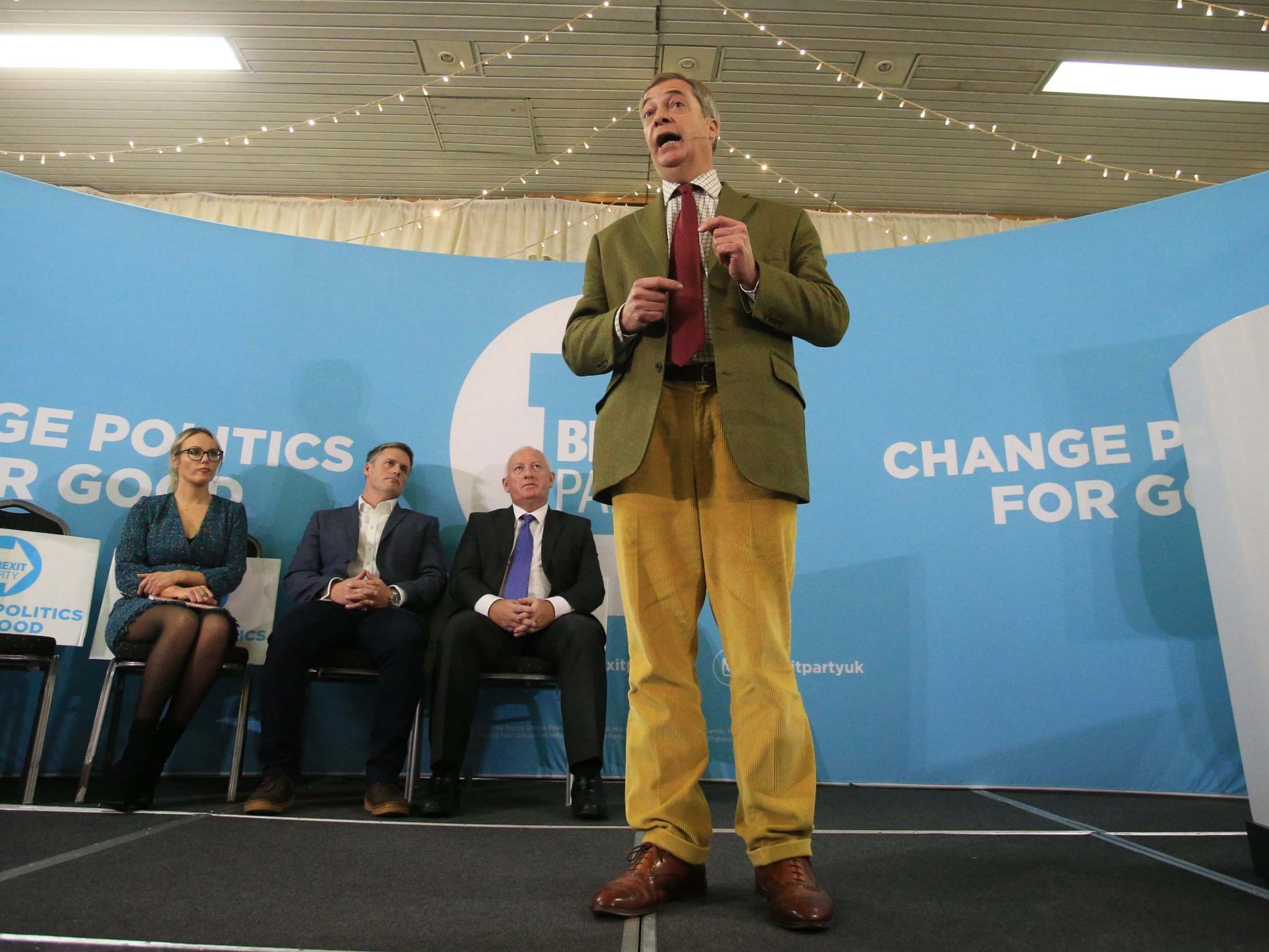 Farage claims Tories are calling Brexit Party candidates pleading with them not to stand: &apos;Disgraceful abuse&apos;