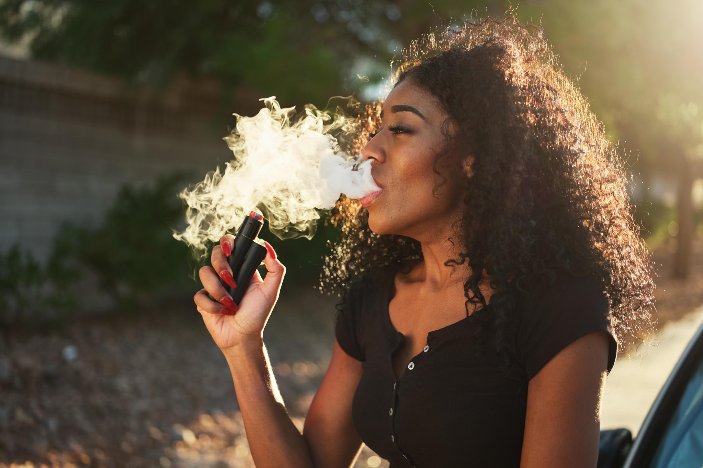 Severe Health Warnings On E Cigarettes May Stop Smokers From Switching To Vaping The