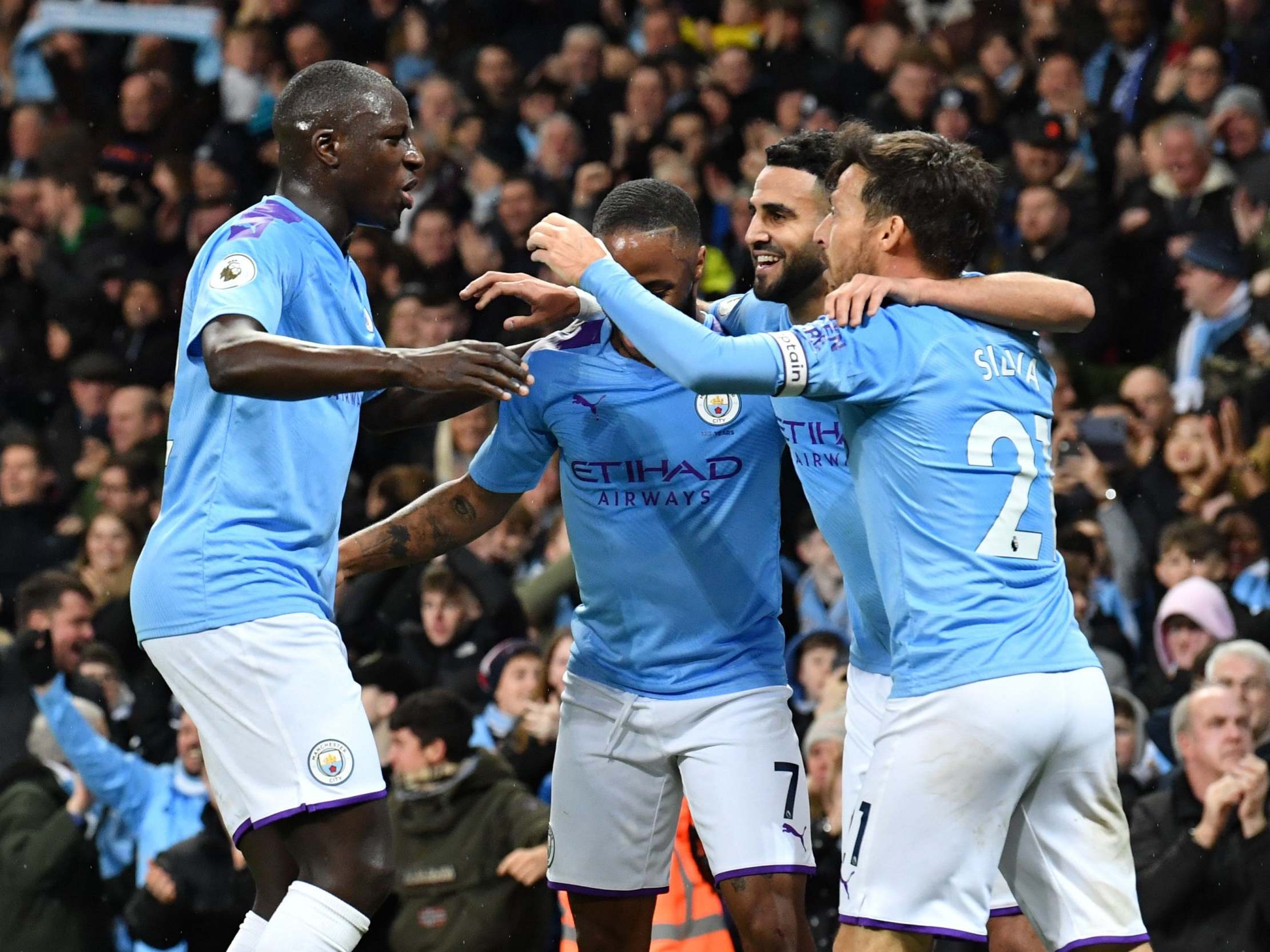 Manchester City held on to beat Chelsea at the Etihad