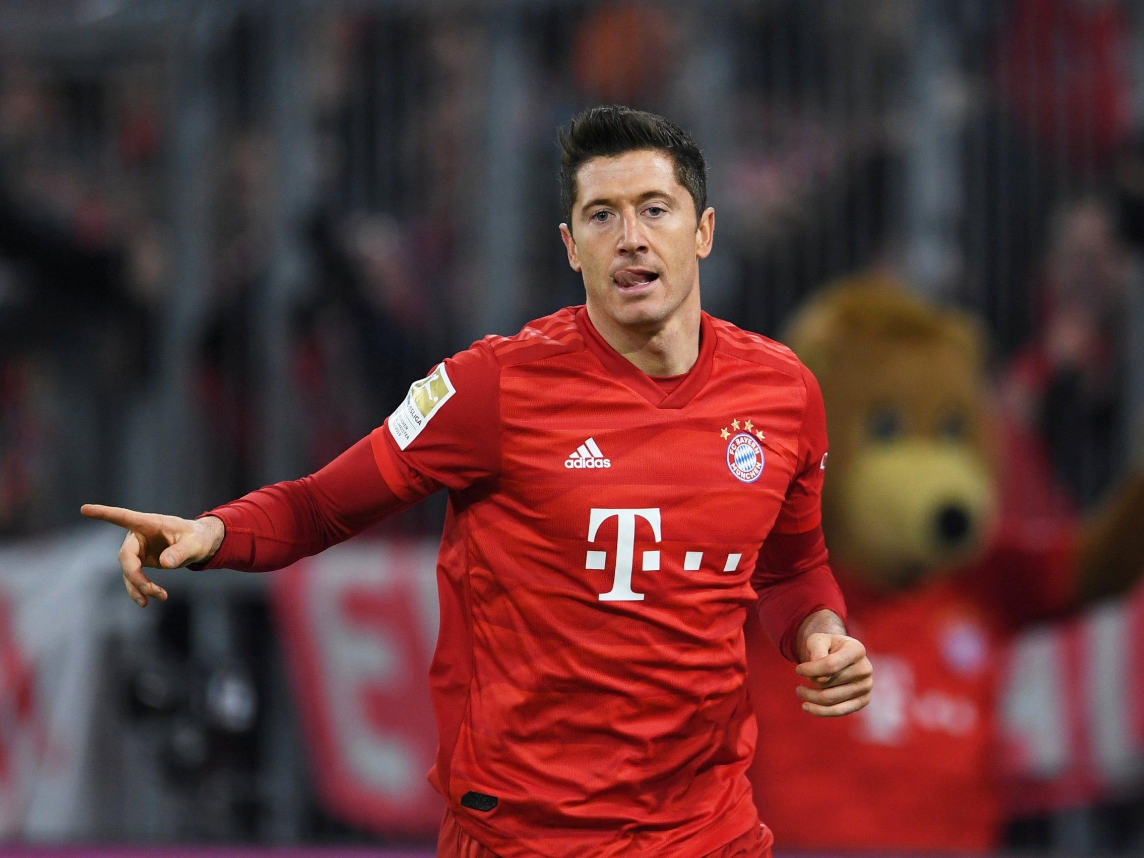 Coronavirus: Bayern Munich striker Robert Lewandowski donates €1m to help fight coronavirus pandemic