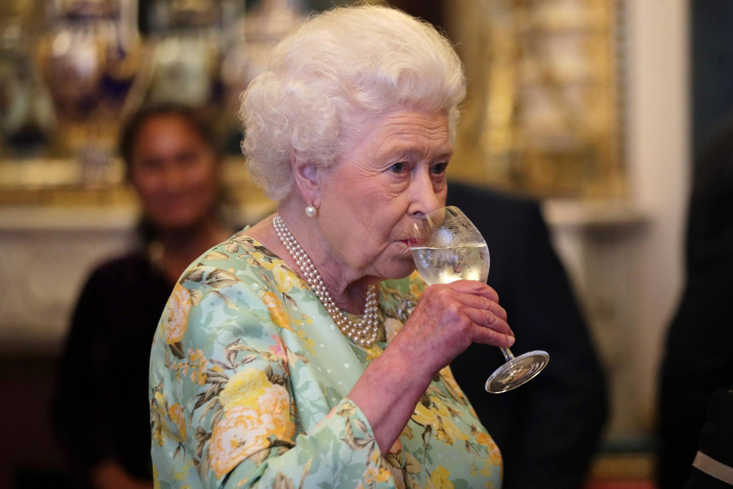 The Queen reportedly insists on round ice only (Getty)