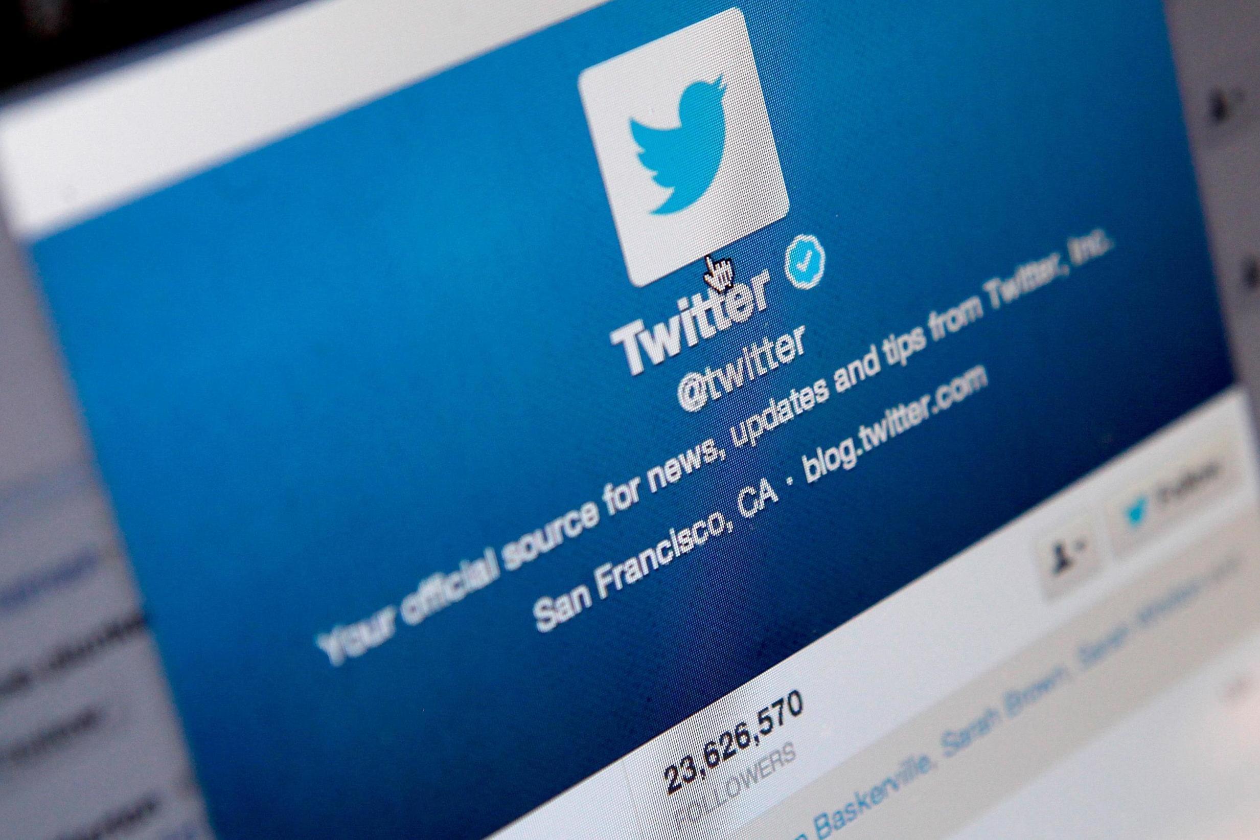 Twitter halts plan to remove inactive accounts (Stock)