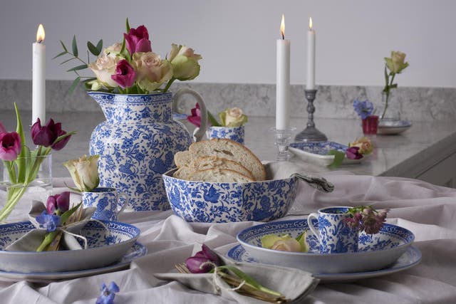 Make your Christmas table the stuff of tablescaping dreams this year