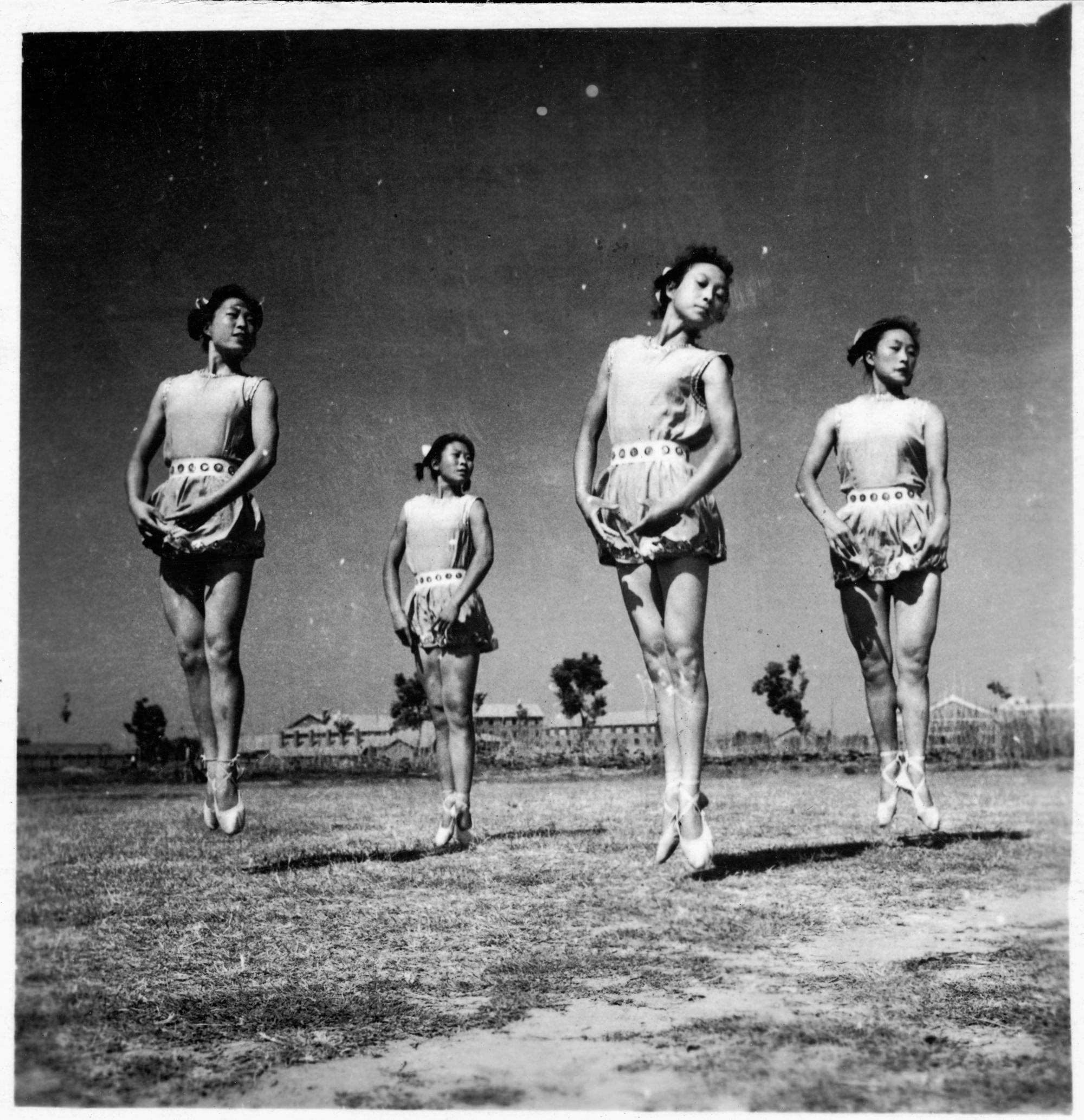 China dolls: four dancers at a sports university