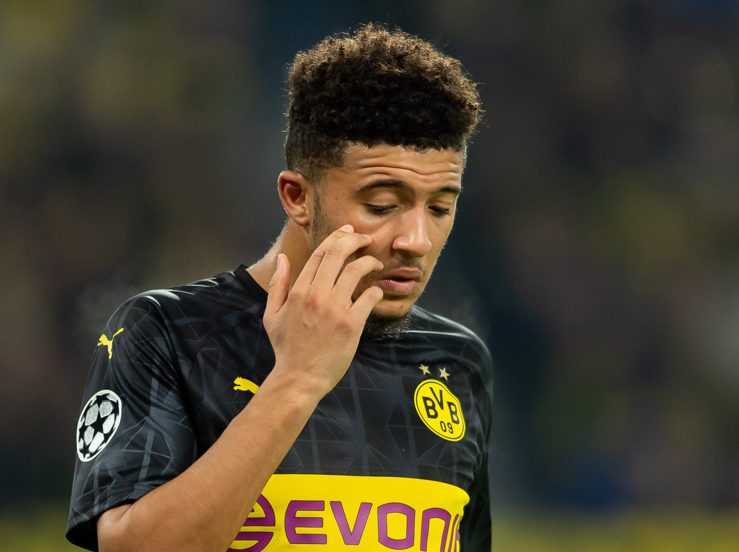 Jadon Sancho hits back at criticism on Twitter after Borussia Dortmund&apos;s defeat to Barcelona