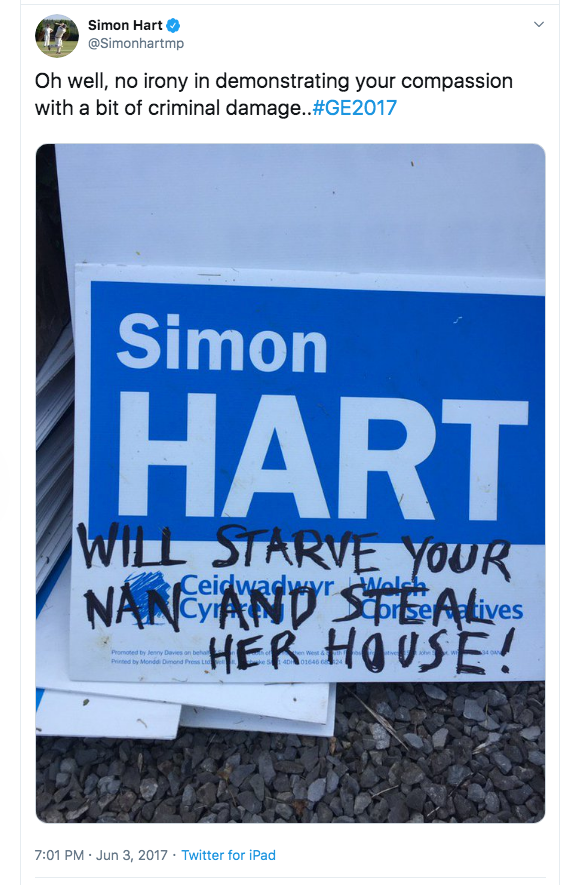 Mr Hart’s 2017 tweet featuring the vandalised sign