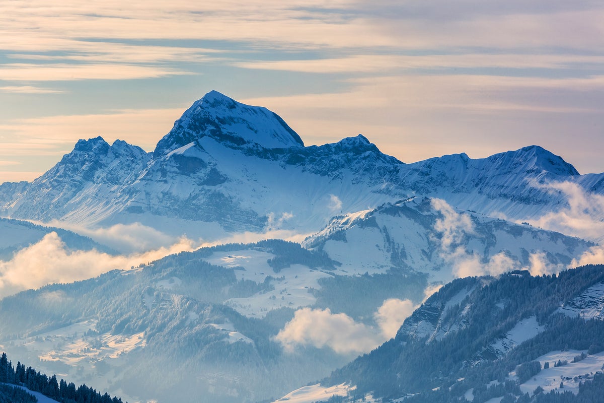 Bodies of two skiers found after avalanche in italian alps
