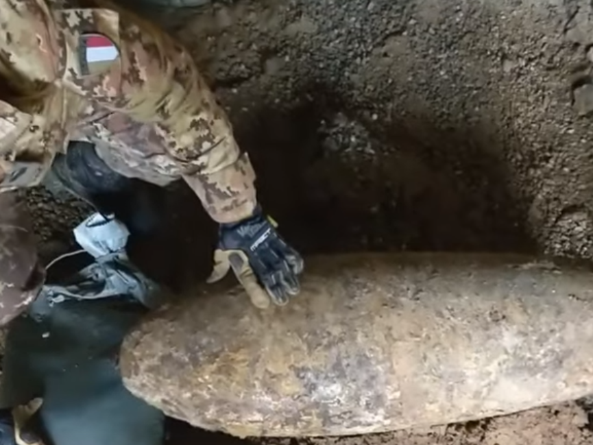 Turin defused a Second World War bomb after it was discovered on a construction site