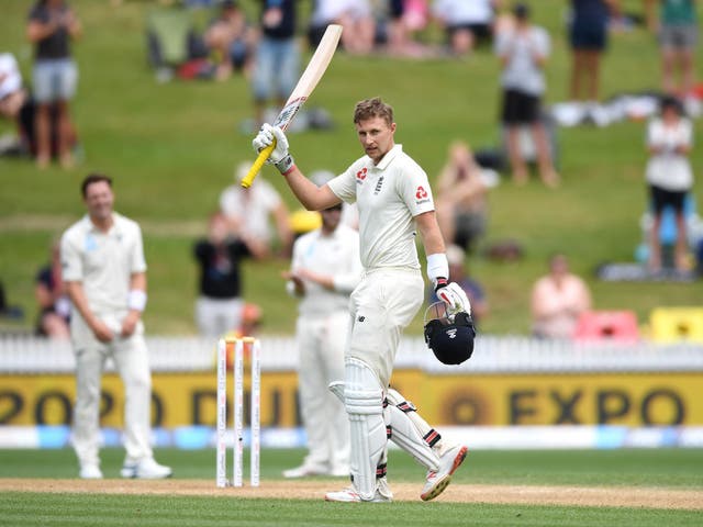 Joe Root acknowledges the crowd after reaching his second double