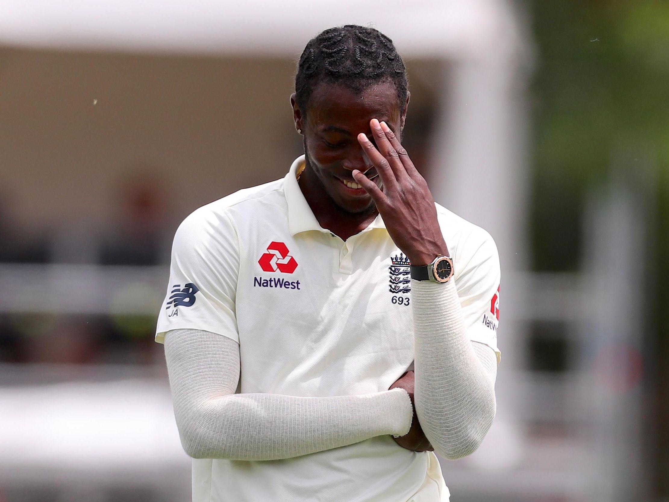 Jofra Archer saw the funny side after Joe Denly dropped a shot from Kane Williamson