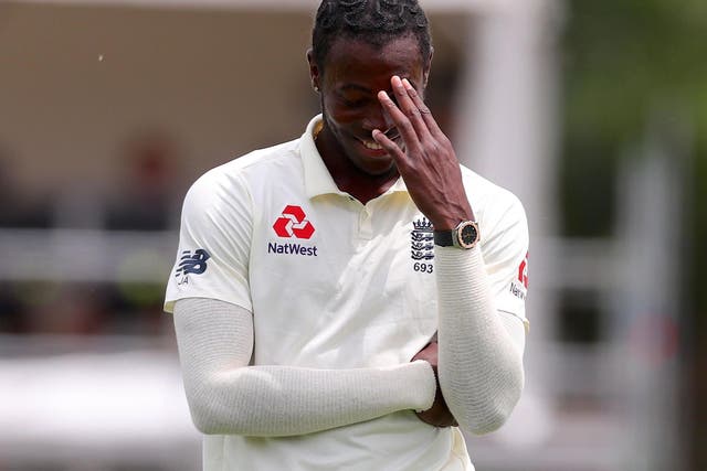 Jofra Archer saw the funny side after Joe Denly dropped a shot from Kane Williamson