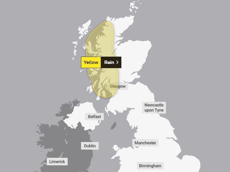 UK weather: Gale force winds and heavy rain forecast to batter Britain this weekend