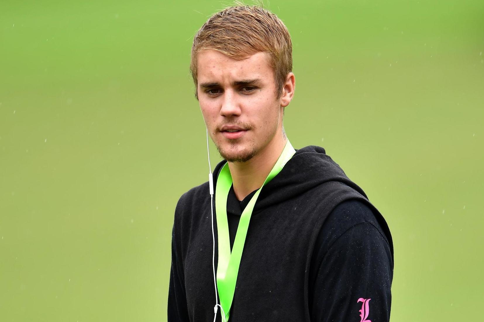 Justin Bieber asks fans to take a stand against racism (Getty)