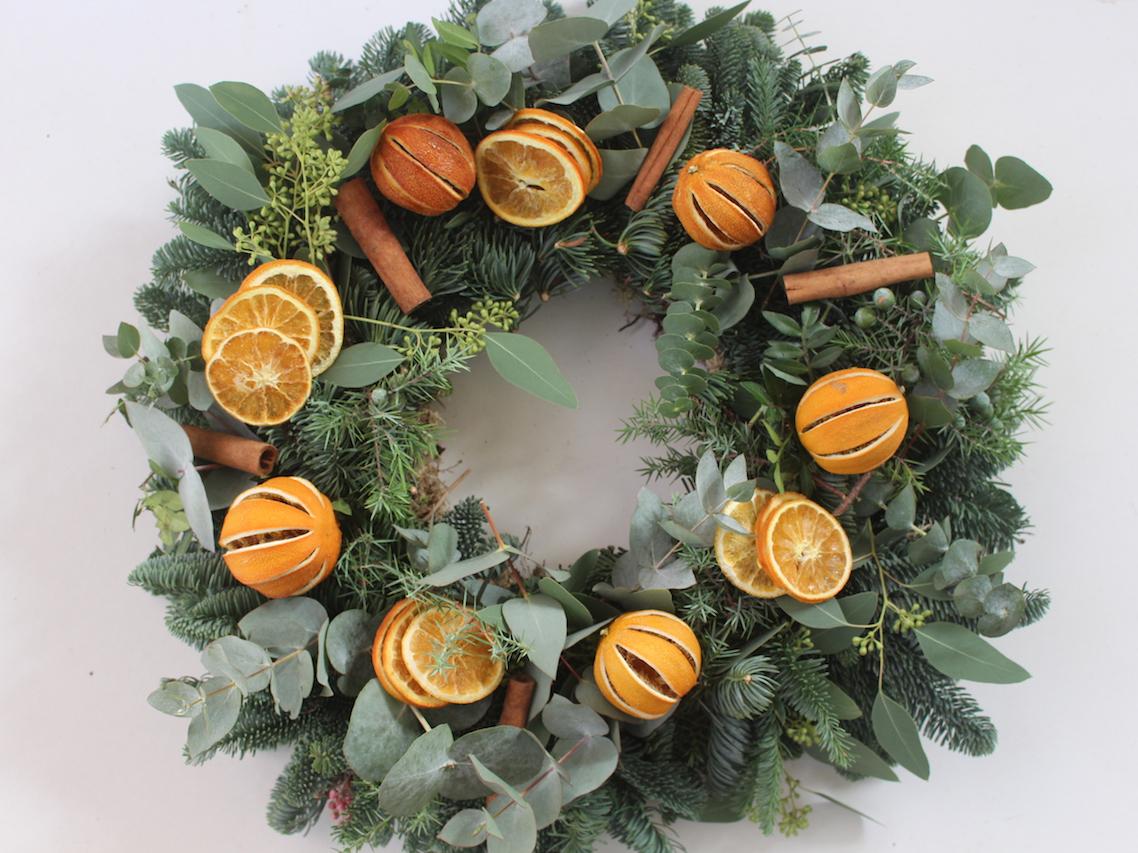 Best Christmas Wreaths 2019 Real And Artificial Arrangements For
