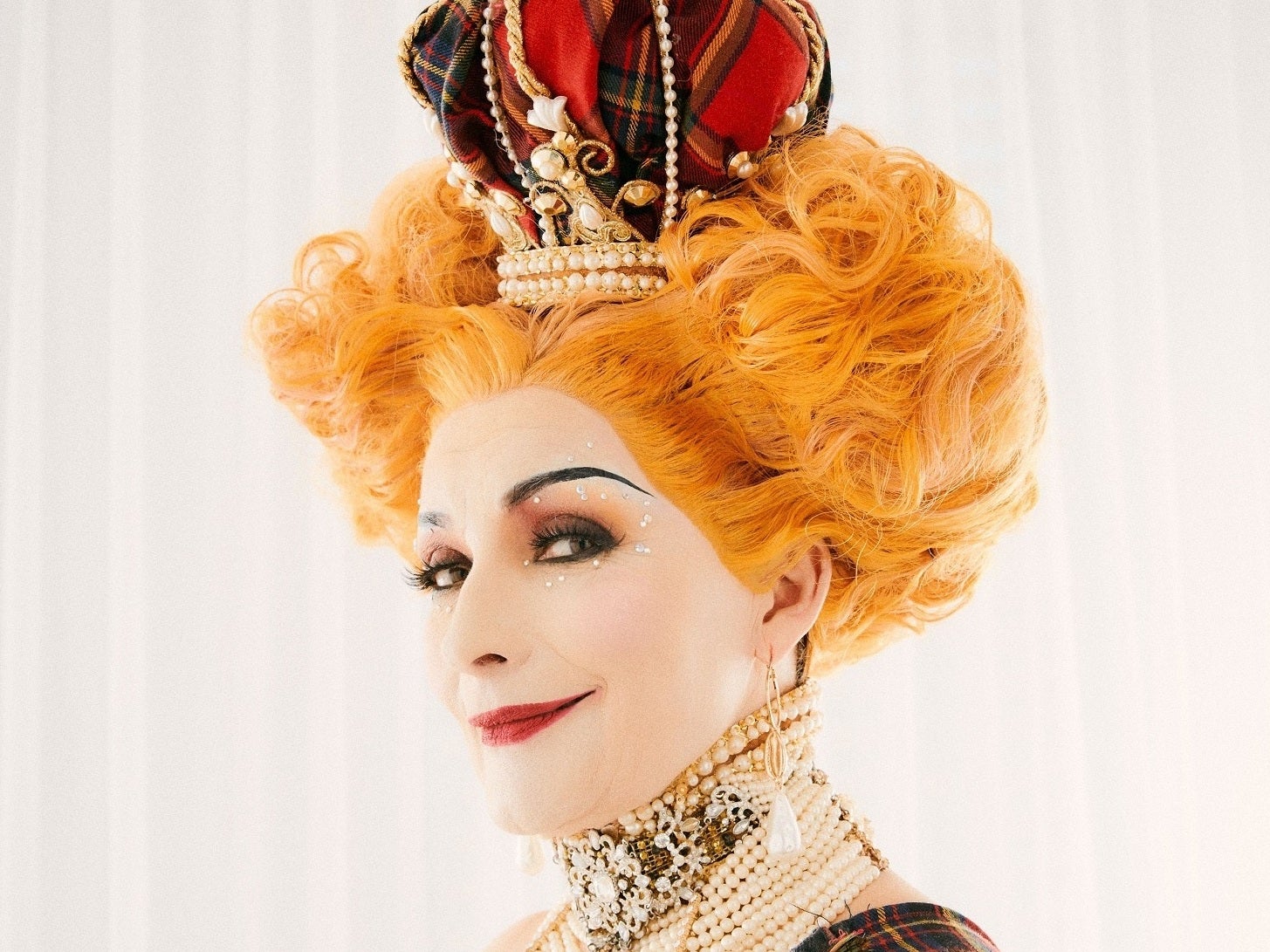 Lorraine Kelly as 'Morning Gloria'