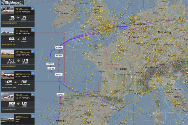 Wide berth: some flight paths from the first day of the French air-traffic control strike
